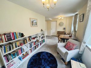 Dining room- click for photo gallery